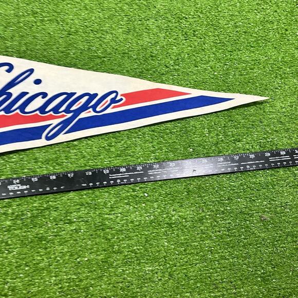Vintage Chicago Cubs Felt Pennant 90s Flag Script Cubs Souvenir Full Size EUC - Picture 3 of 4